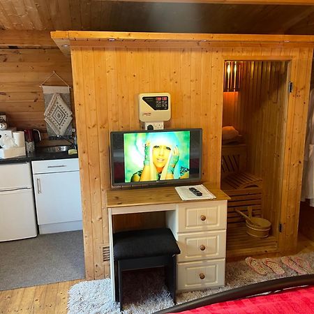 Chalet Free Sauna & Spa Superking Bed Killaloo Екстер'єр фото